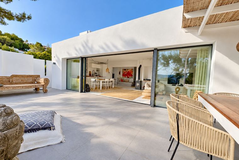Main terrace and living room